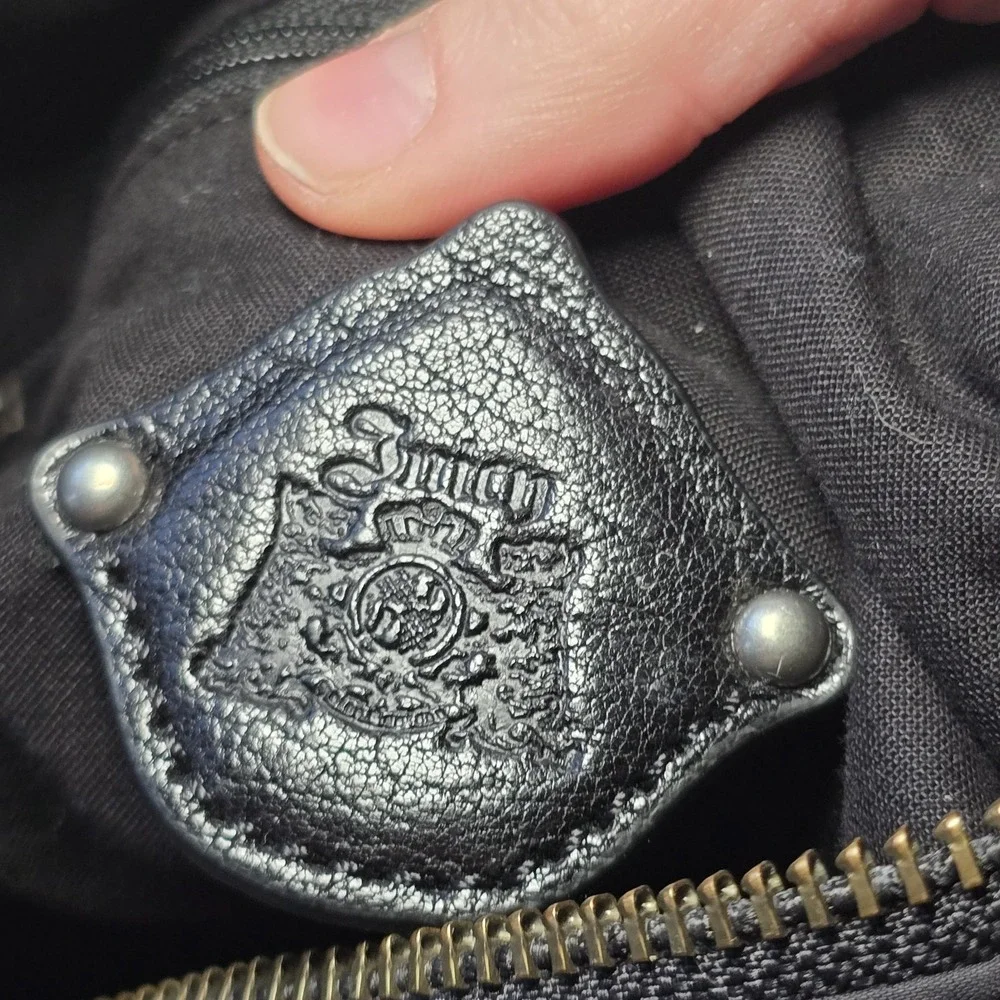 Rare Vtg JUICY Courture Studded Leather Grunge Goth Shoulder Tassel Y2k Turnlock - Picture 13 of 14